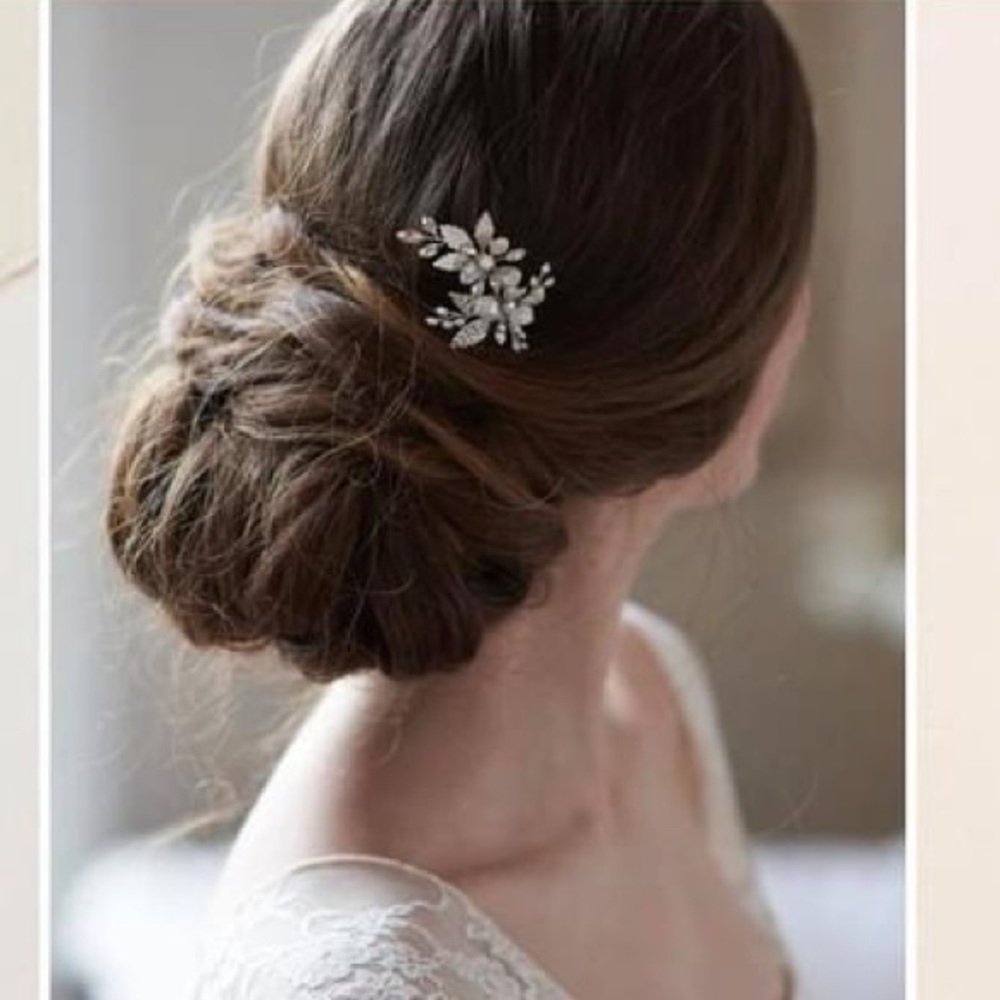 Dareth Colburn “Aviana” Hair Pin